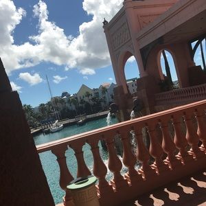 Meet your Posher, Victoria